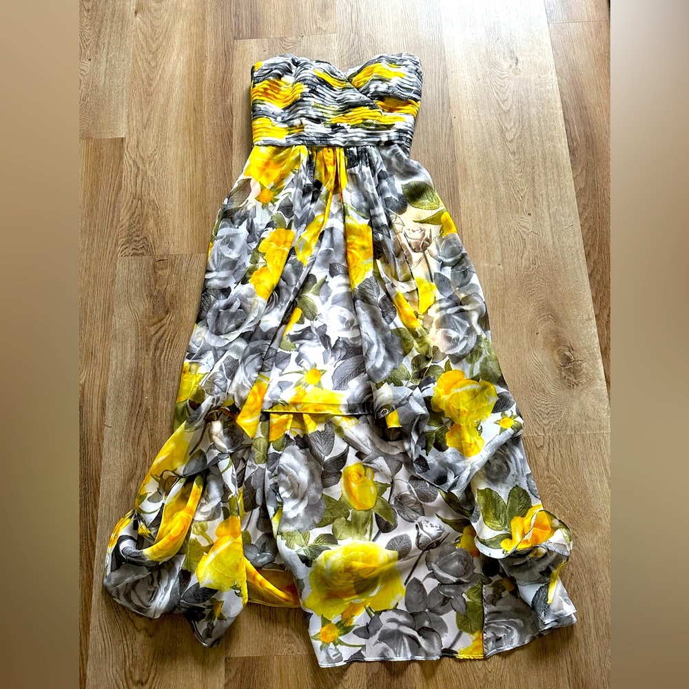 Laundry by Shelli Segal floral strapless dress with high low Size 4
